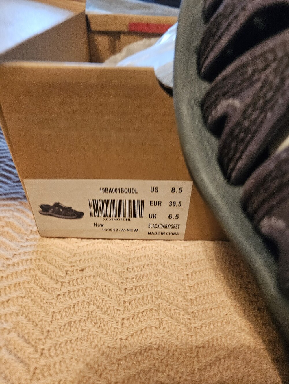 Women's Black Dream Pairs - Picture 3 of 3